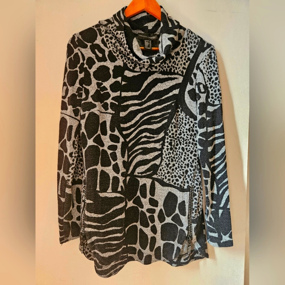 FRANK LYMAN DESIGN animal print long sleeve turtle neck